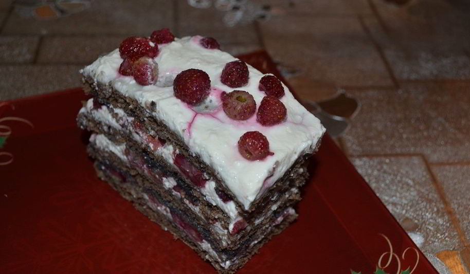 Рецепт шоколадна-творожного пирожного с ягодами