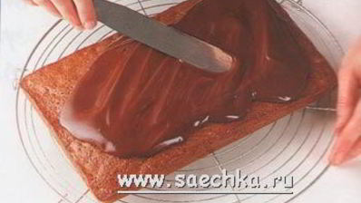 шоколадное пирожное