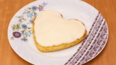 цитрусовые пирожные валентинки с фруктами