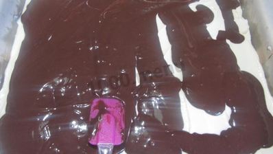 творожно-шоколадные пирожные из бисквита