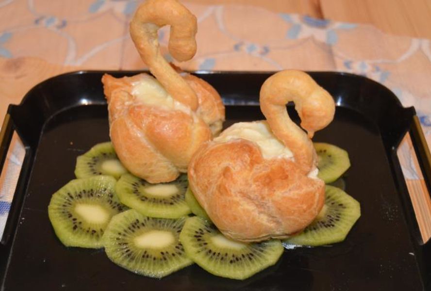 Заварные пирожные Лебединая верность