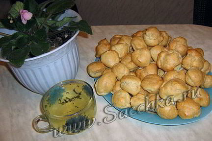 Заварные пирожные с сырным кремом