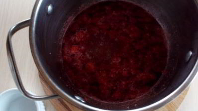 зефирное пирожное с малиновым конфи