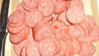 домашняя пицца с колбасой