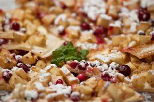 Фруктово-ягодная пицца