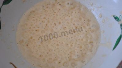 мясная пицца с белым соусом в мультиварке