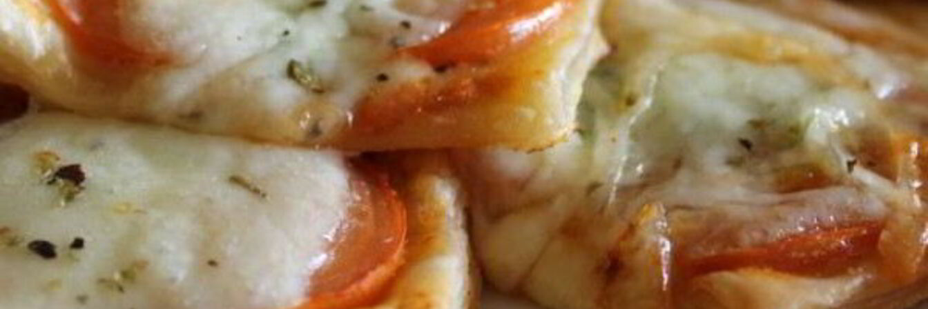 Пицца из слоеного теста