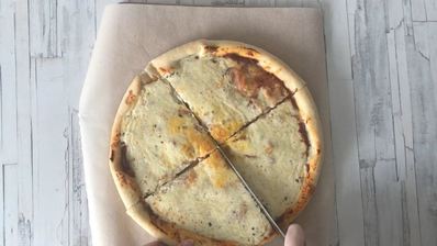 пицца карбонара с беконом