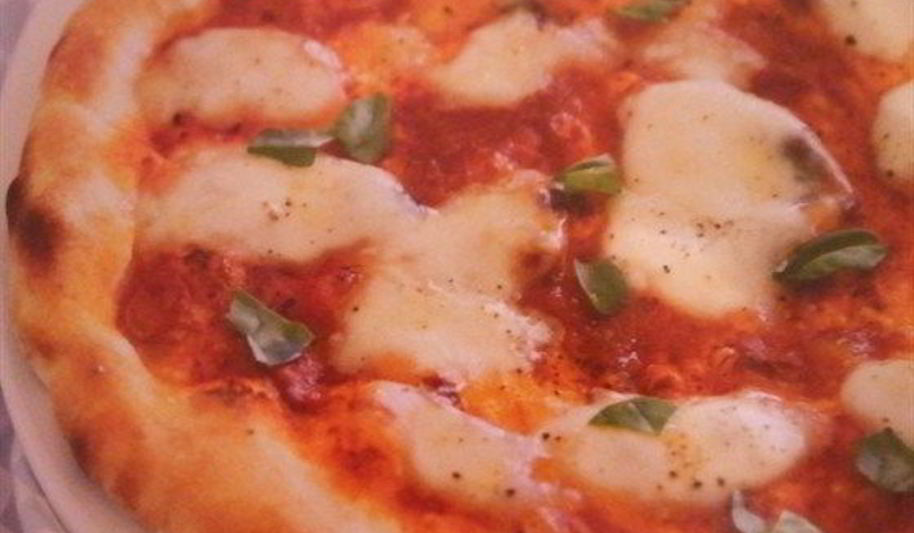 Рецепт пиццы маргариты на хрустящема тесте