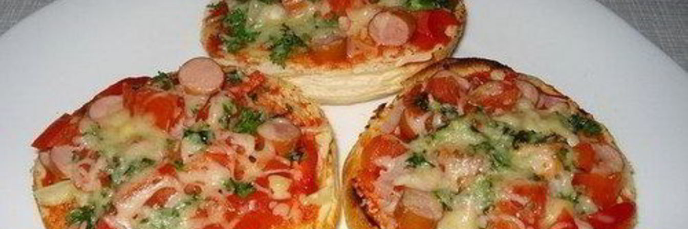 Пицца на булочках