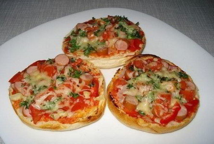 Пицца на булочках