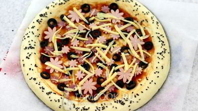 пицца на пышном тесте