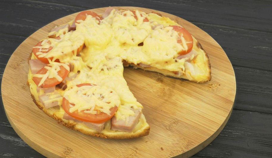 Рецепт пиццы на сковороде за 10 минут