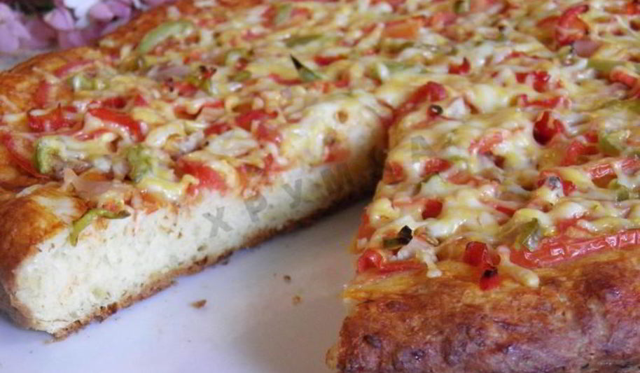 Рецепт пиццы на творожном тесте с курицей