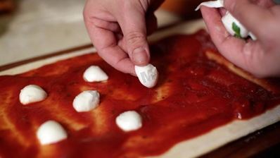 пицца-рулет