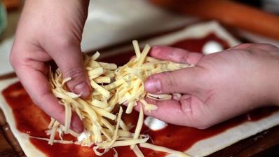 пицца-рулет