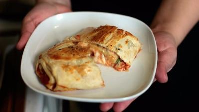 пицца-рулет