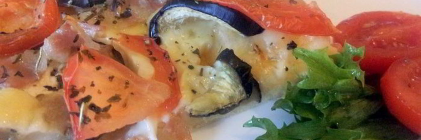 Пицца с баклажанами