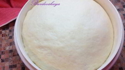 пицца с грушей и горгонзолой