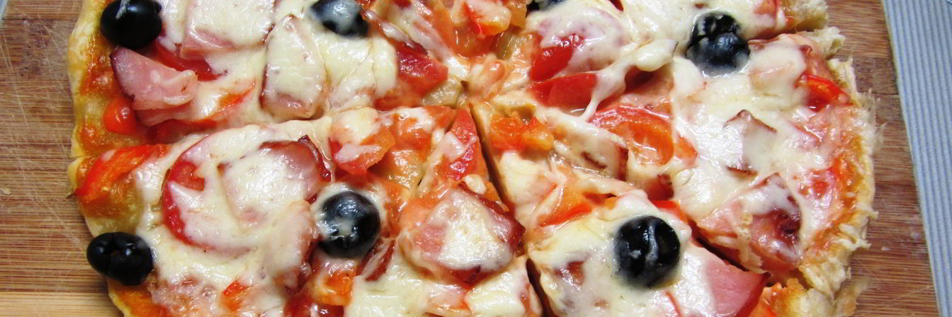 Пицца с копченым окороком