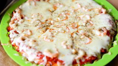 пицца с креветками