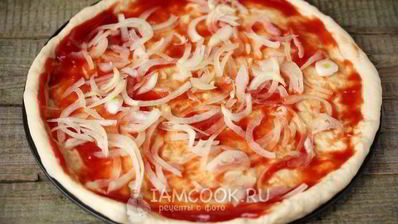 пицца с куриным мясом и сладким перцем