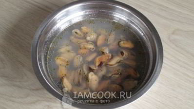 пицца с мидиями