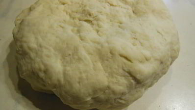 пицца с моцареллой и помидорами