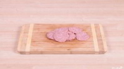 пицца с салями