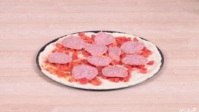 пицца с салями