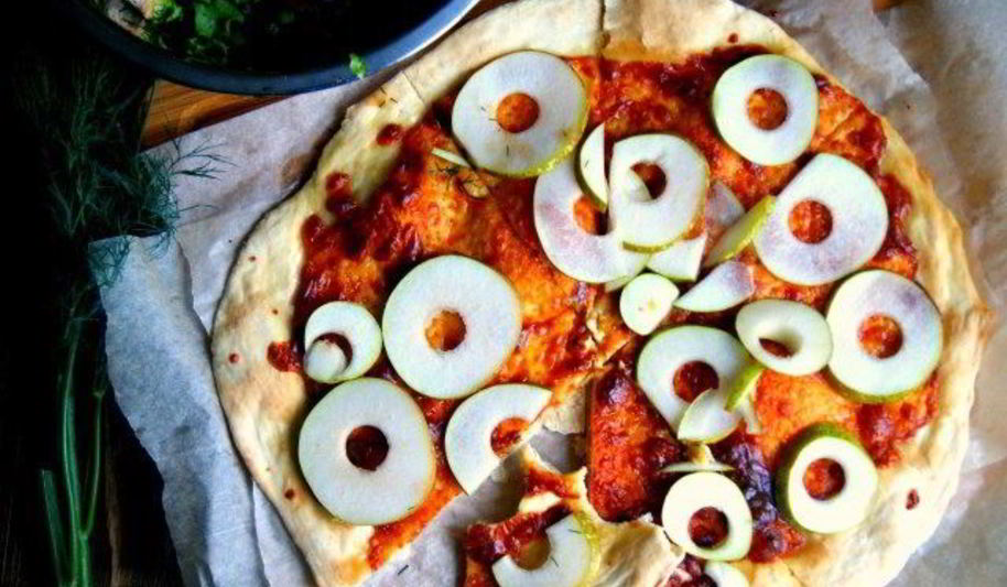 Рецепт пиццы с сыром и грушей