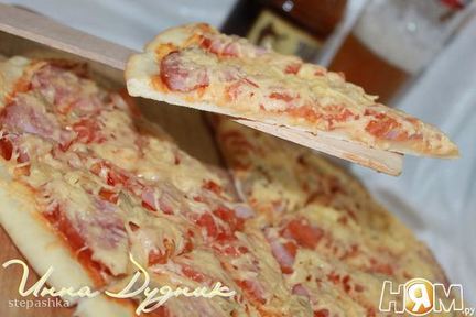 Пицца с ветчиной