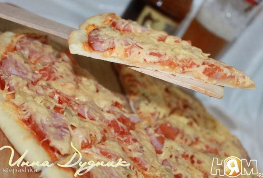 Пицца с ветчиной