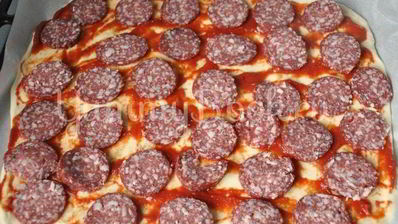 тонкая бездрожжевая пицца