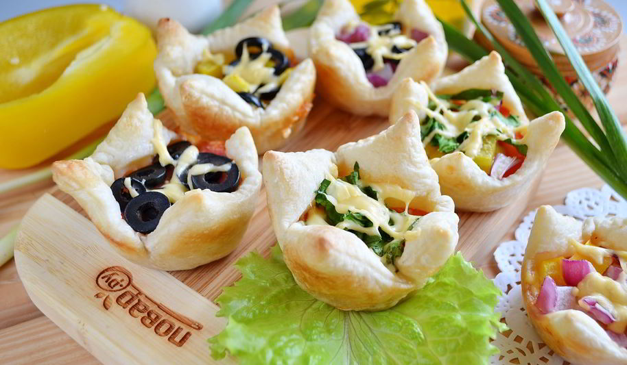 Рецепт закуски пицца в стаканчиках
