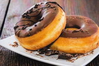 Домашние пончики с шоколадной пастой