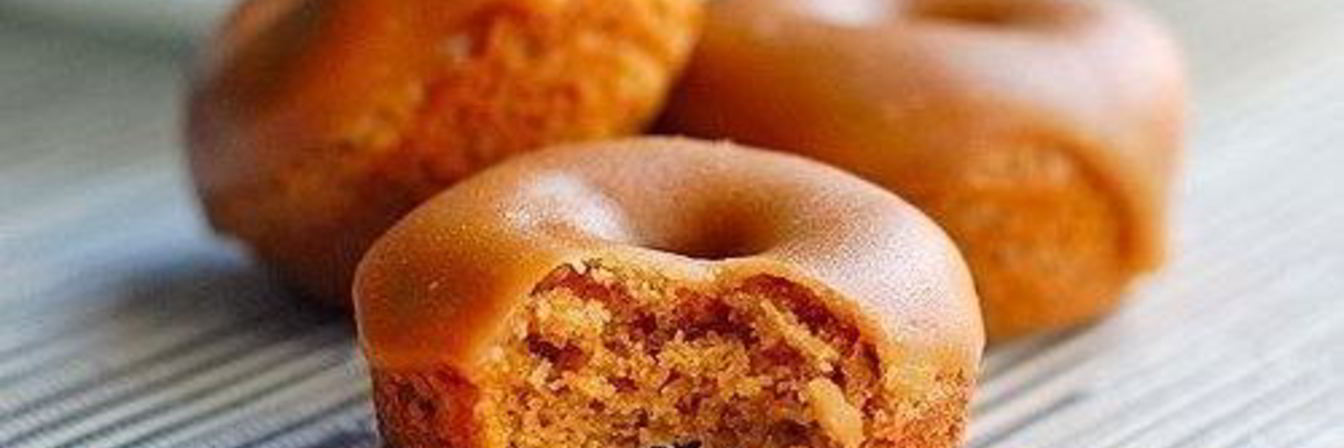 Имбирные пончики в сахарной глазури к чаю