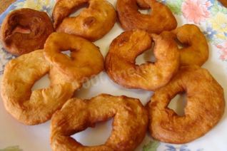 Пончики дрожжевые жареные в масле