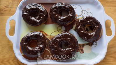 пончики с шоколадом