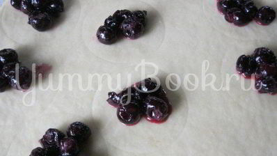 пончики с вишней