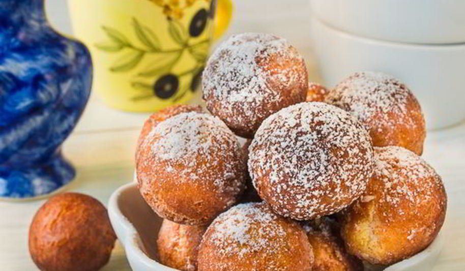 Рецепт простых пончиков на сгущенке