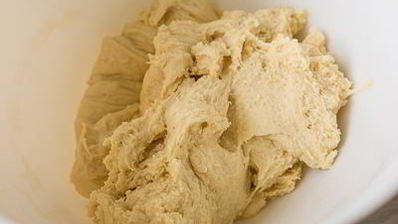 простые пончики на сгущенке