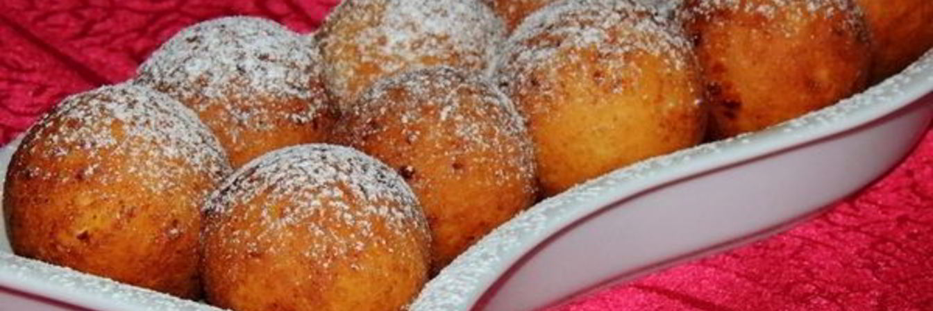 Пышные пончики из творога с корицей