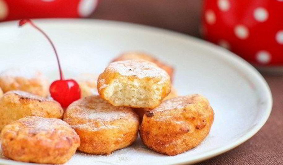 Рецепт пышных творожных пончиков к завтраку