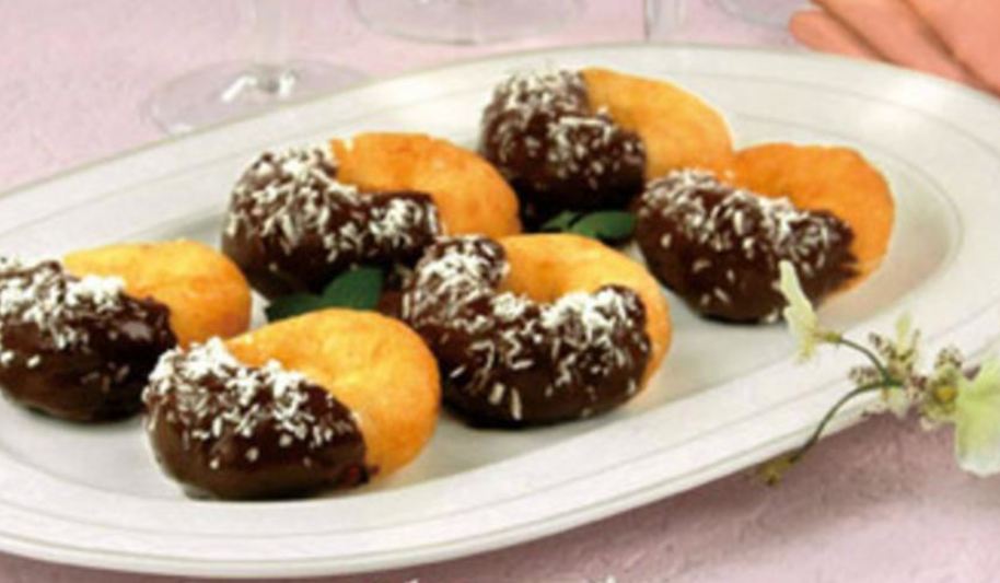 Рецепт шоколадна-кокосовых пончики