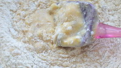 творожные пончики с малиной