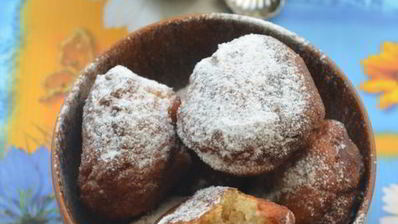 творожные пончики с малиной