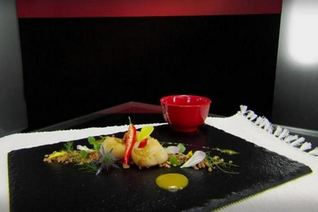 Морской гребешок на прянике с мандариновым кремом