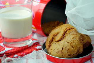 Паровые пряники из цельнозерновой муки с медом и фундуком