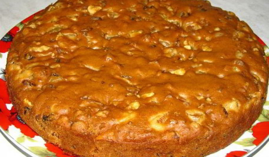 Рецепт постной коврижки с изюмом и грецким орехом